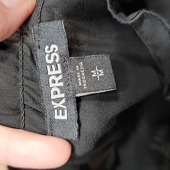 Express Size M Black Chiffon Ruffle Neck Blouse, Flutter Cap Sleeve, EUC - Picture 12 of 13